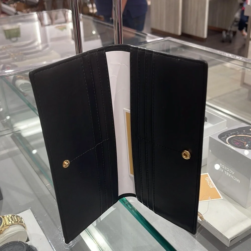 MICHAEL KORS
Reed Large Pebbled Leather Snap Wallet
Style# 35S3G6RE3L
Black 
NWT - Picture 16 of 16